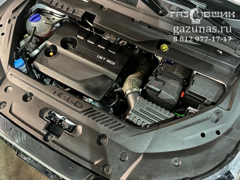 Установка ГБО на SQRF4J16, вид слева