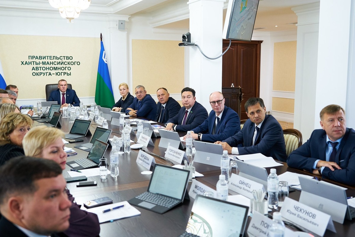    Губернатор Югры держит на личном контроле создание в регионе новых объектов благоустройства