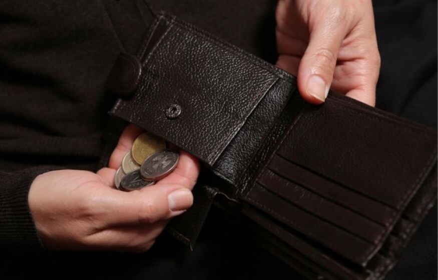    Кризис нарастает. Парадокс МРОТ: почему растут зарплаты «ниже минимальных»