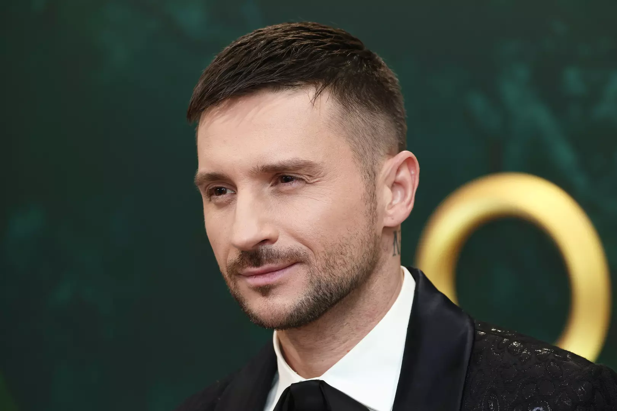 Сергей Лазарев