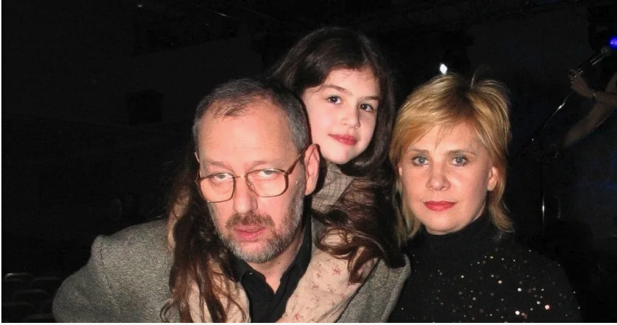 Фото: Татьяна с мужем и дочерью 