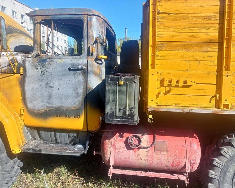     Пьяный курянин поджёг грузовик знакомого за отказ дать деньги в долг