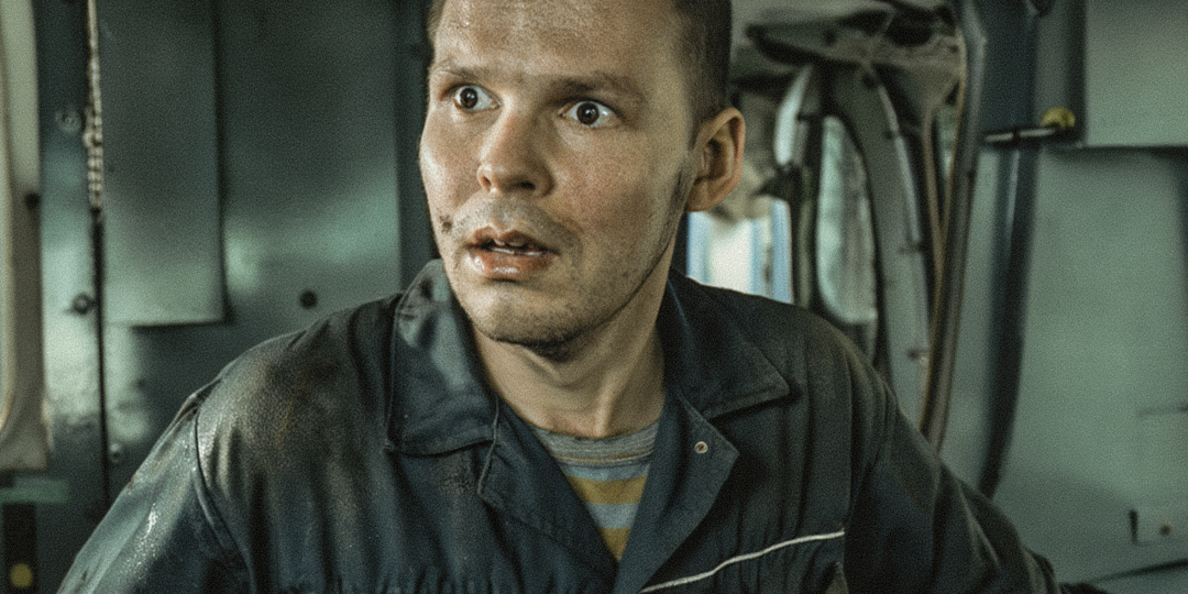 «Пришлось прыгать из кабины на ходу»: как поломка поезда помешала машинисту увидеть новорождённого сына