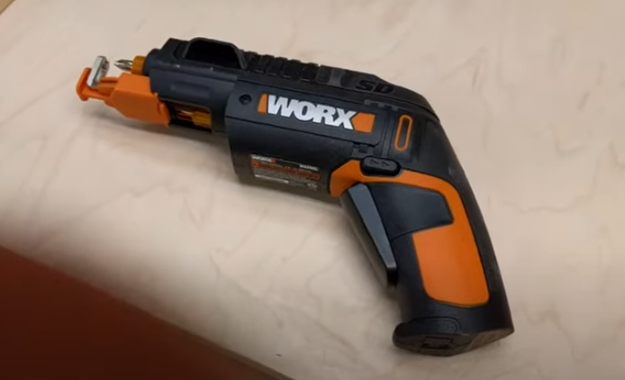 Отвертка аккумуляторная WORX WX255 SD Slide Driver, 4В + ЗУ + Набор бит ( 6 шт)