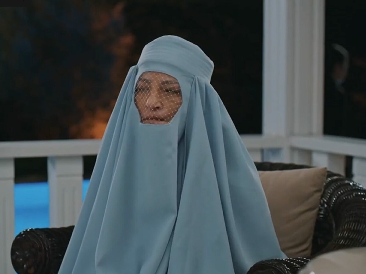 Кадр из сериала "Зимородок"