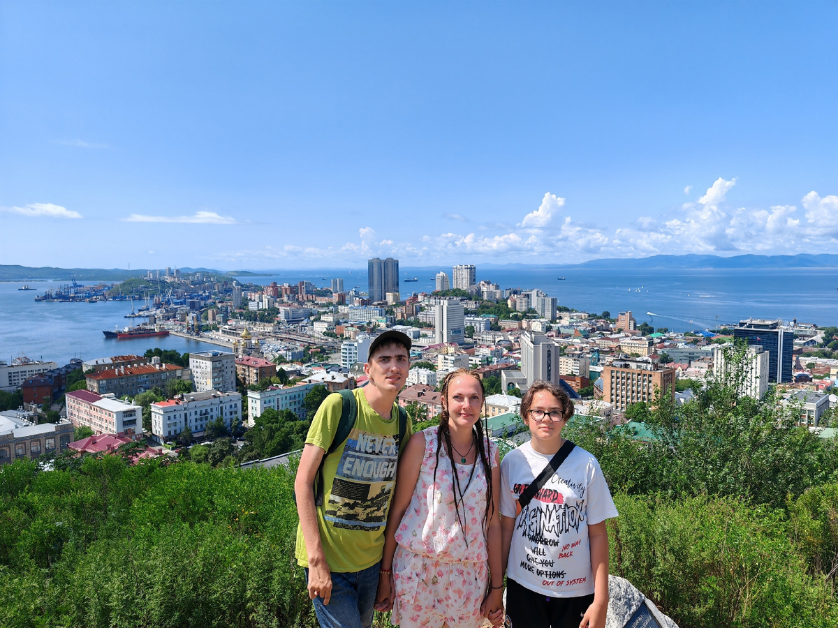 На вершине сопки Орлиное гнездо 