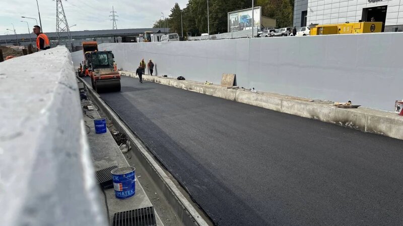     В Барнауле завершается асфальтирование тоннеля на новой развязке. Минтранс Алтайского края