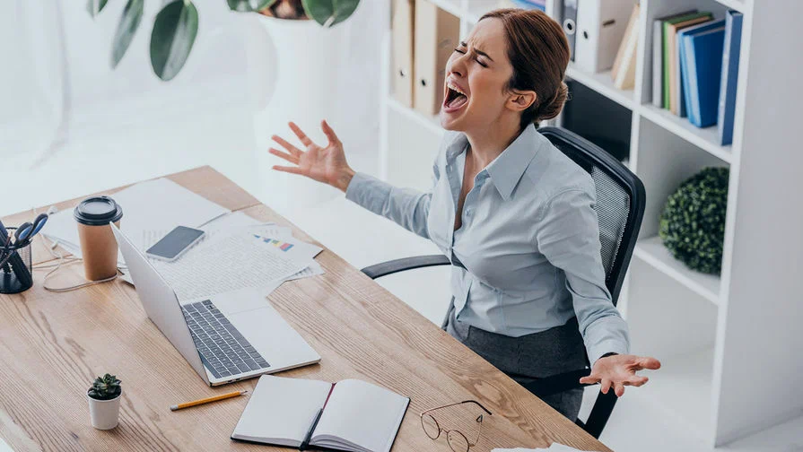 Что делать, если на работе все бесят 
