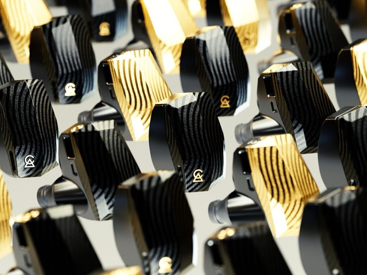    Campfire Audio представила наушники Andromeda 10 SE с десятью драйверами