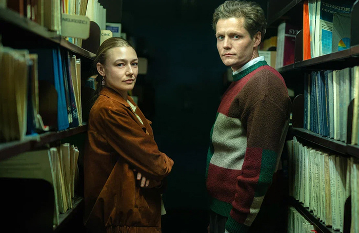    кадр из сериала «Отпечатки»