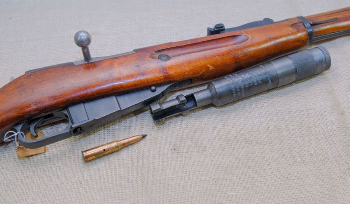     Винтовка Мосина с «Брамитом» из фондов Музея Победы Источник: victorymuseum.ru Автор фото: Пресс-служба Музея Победы