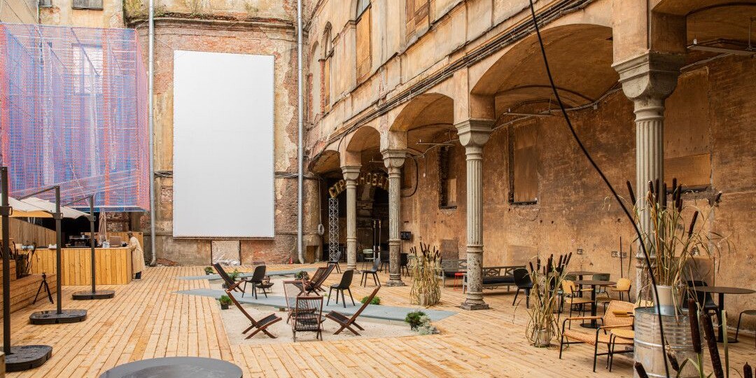 15 секретных двориков Петербурга