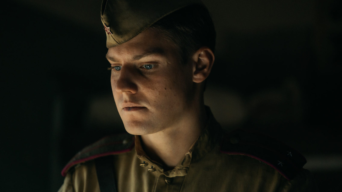    Павел Табаков в фильме «Август». Фото: кадр из фильма