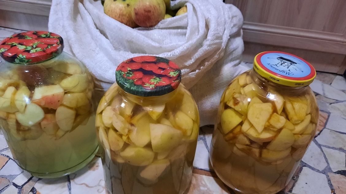 фото, банки и компот автора 