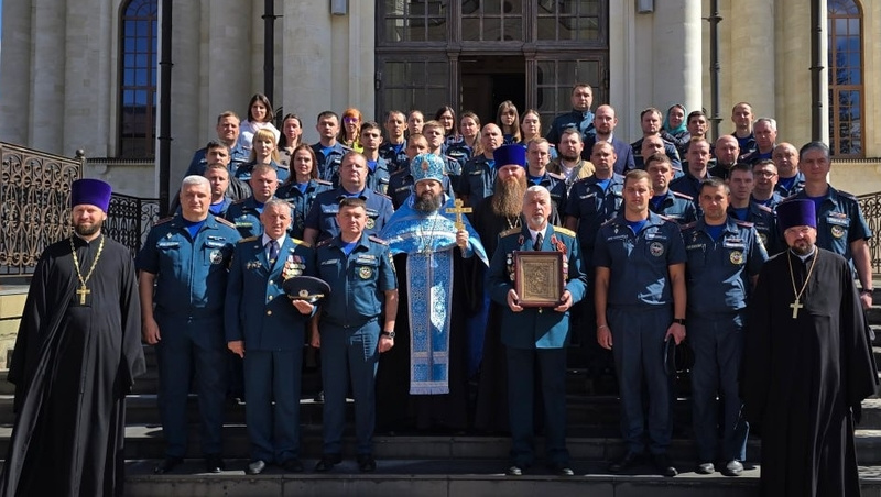    На иконе изображена защищённая от пламени Богородица. Фото: ГУ МЧС по Ставропольскому краю