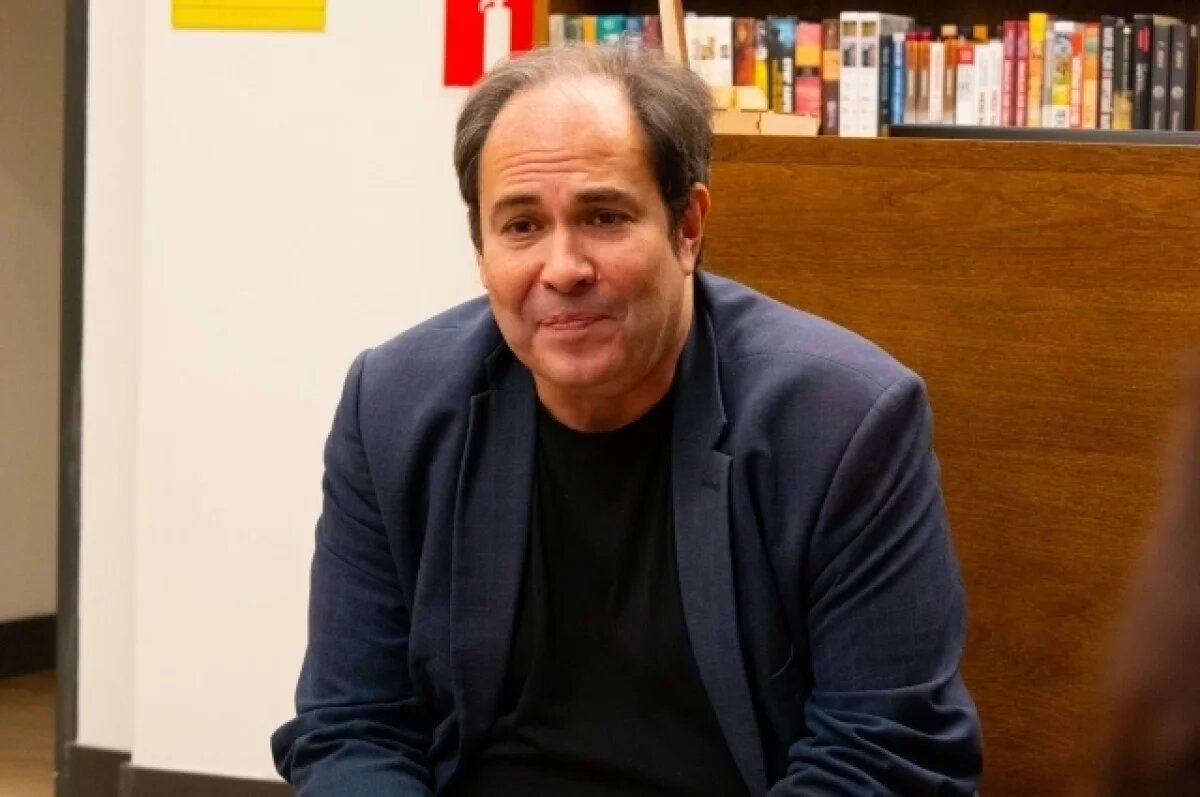    Писатель Максим Замшев: