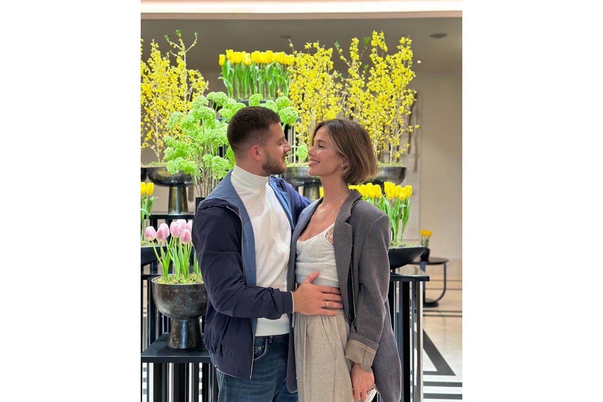 aleksa___official / Instagram (входит в корпорацию Meta, признана экстремистской и запрещена в России)📷Алекса совместно с мужем — фитнес-тренером Вячеславом Дайчевым, разрабатывает тренировочные программы