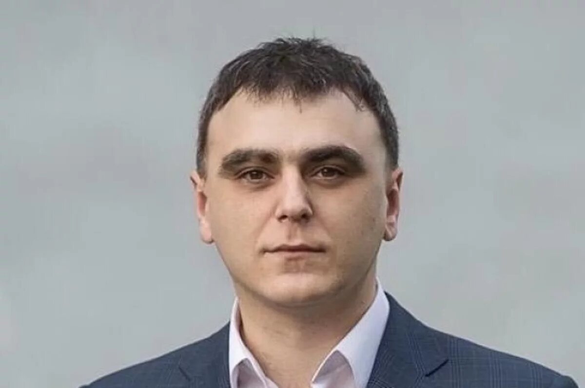    Любомир Мельничук.