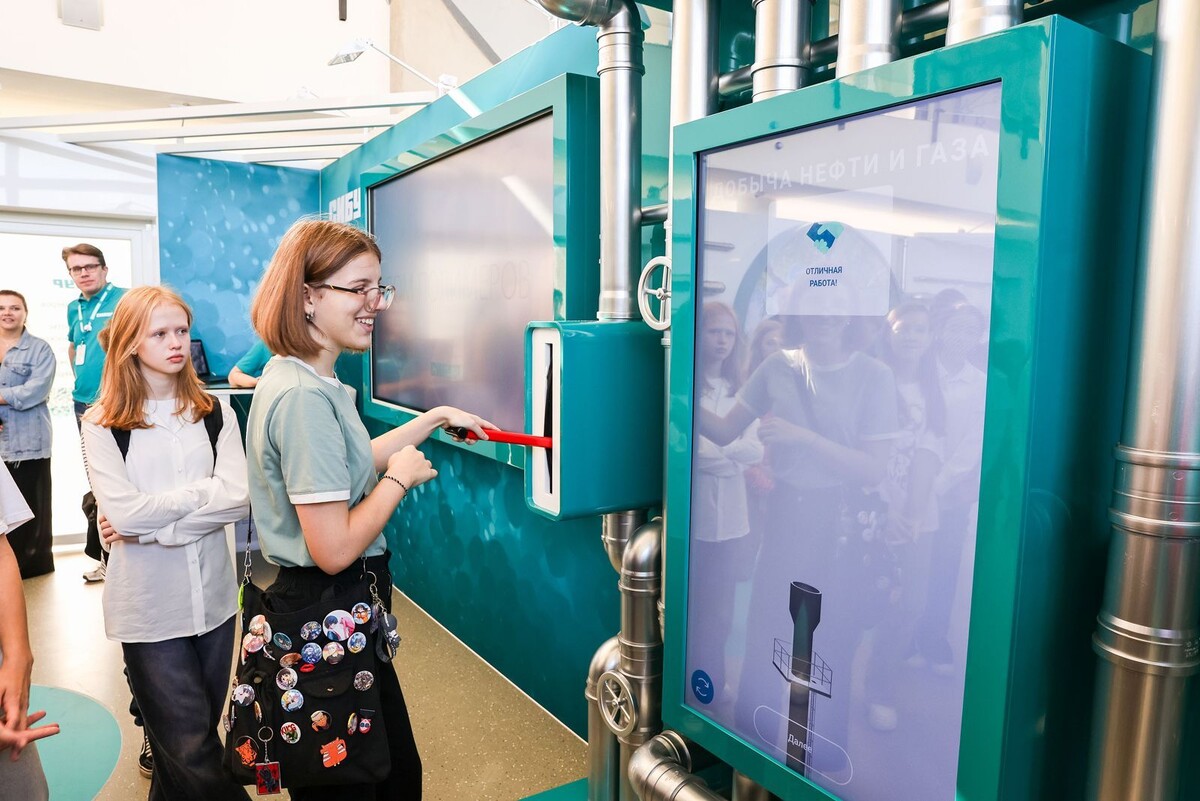    В Московском дворце пионеров открыли интерактивную площадку для юных химиков