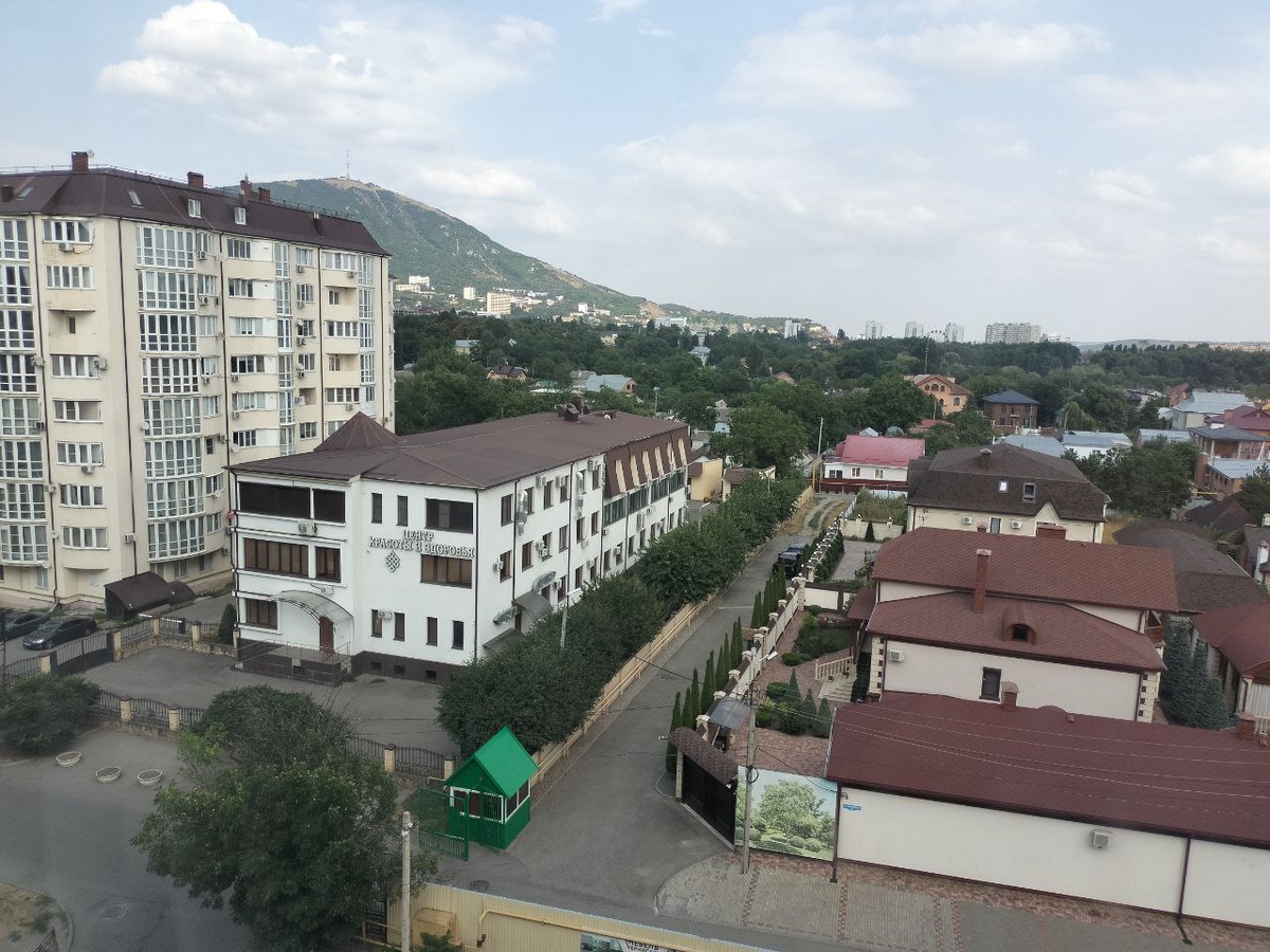 Виды на Пятигорск из апартаментов. Фото автора