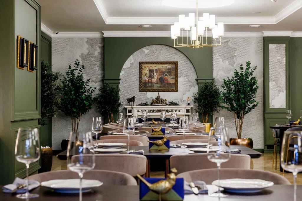 Интерьер ресторана «Наследие»