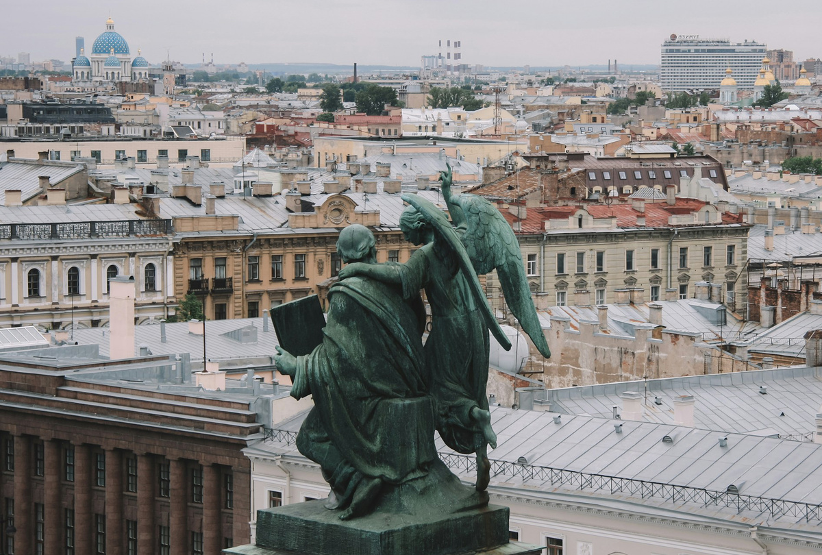 Апостол Матфей на крыше Исаакиевского собора, Санкт-Петербург