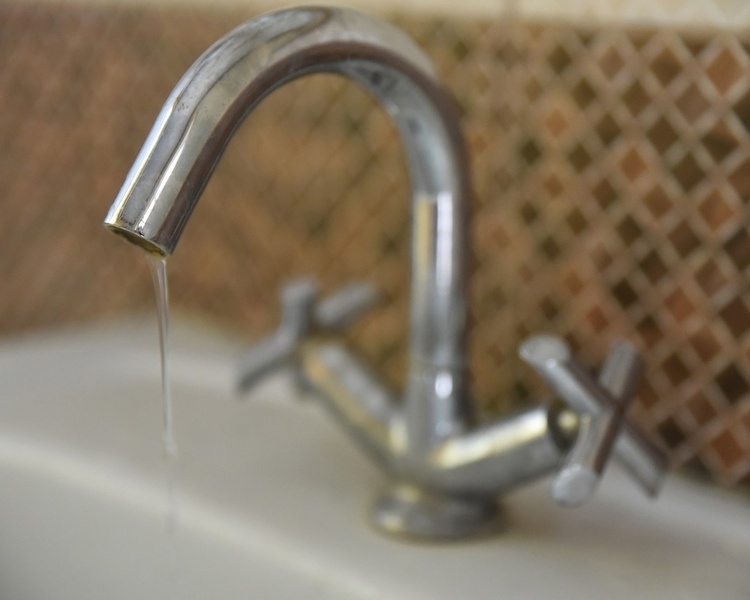     В Курске перенесли запланированное отключение воды