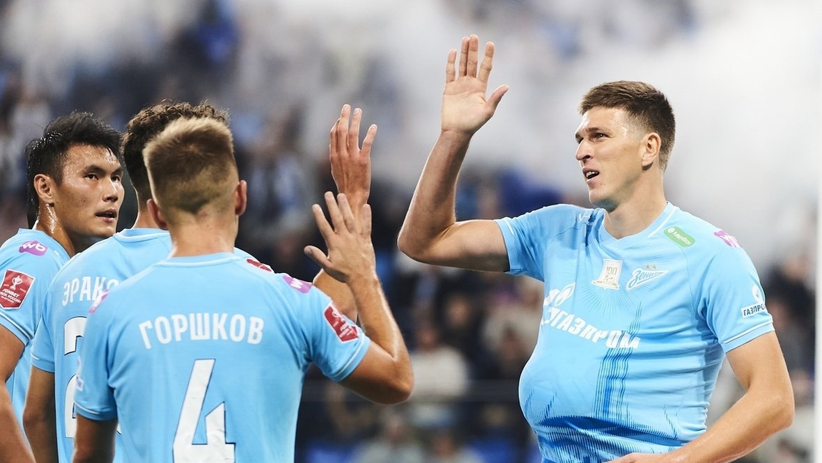    Александр Соболев празднует гол в ворота «Ахмата».Вячеслав Евдокимов ФК «Зенит»