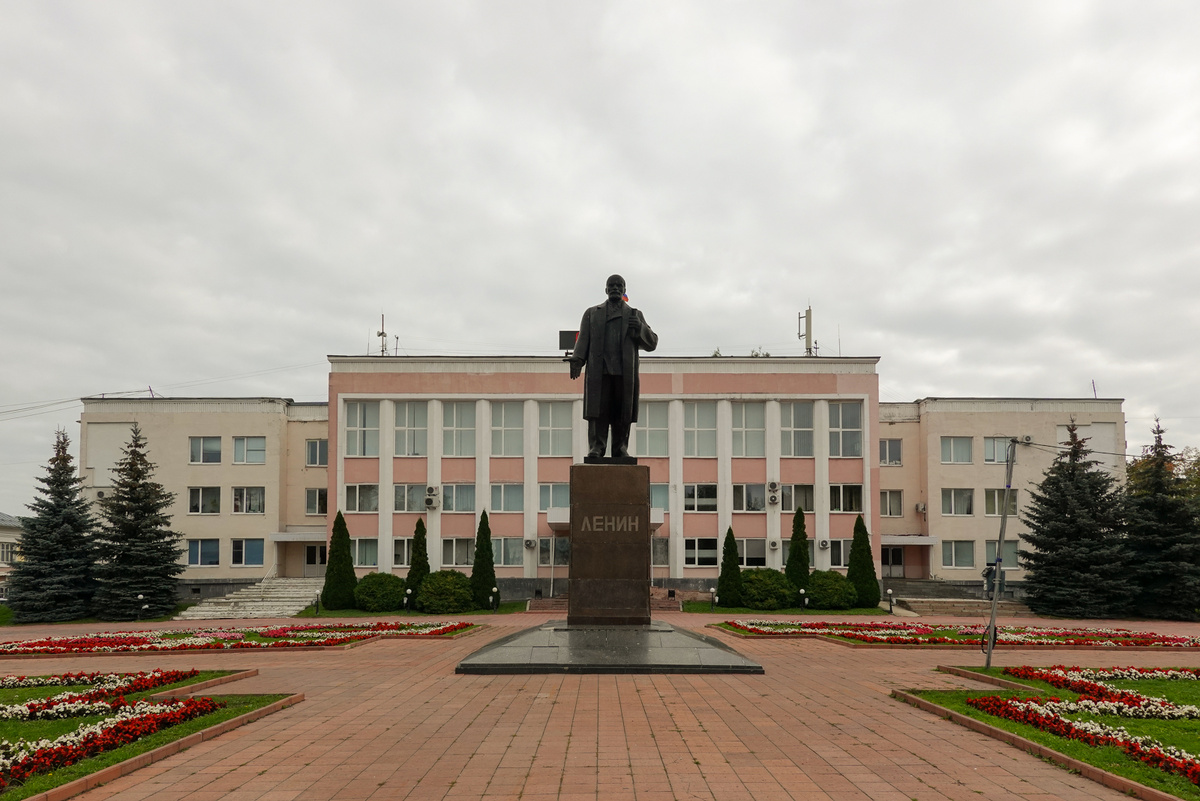 Памятник установлен в 1962 году.
