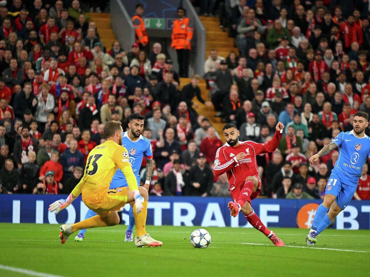    Матч Лиги чемпионов "Ливерпуль" - "Атлетико"© Getty Images / Clive Mason