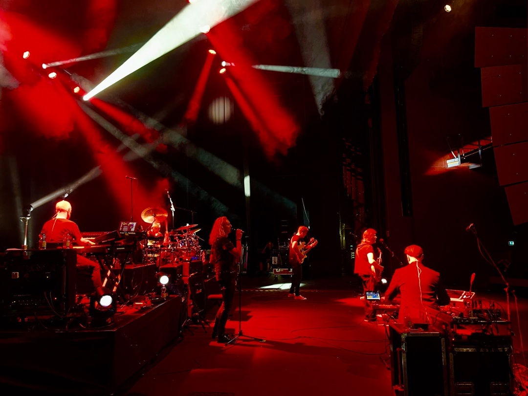 Милан
Photo © Jo Hackett