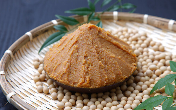 Мисо паста и соевые бобы