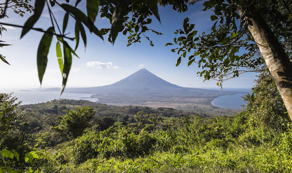 Фото просто Никарагуа. Это другая вершина. Фото взято с Яндекс.Картинки