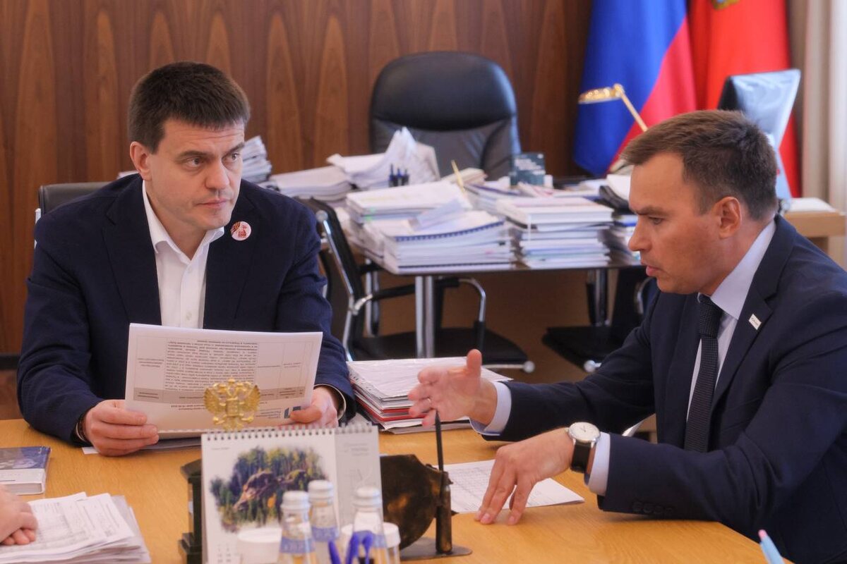     Михаил Котюков обсудил план социально-экономического развития Норильска