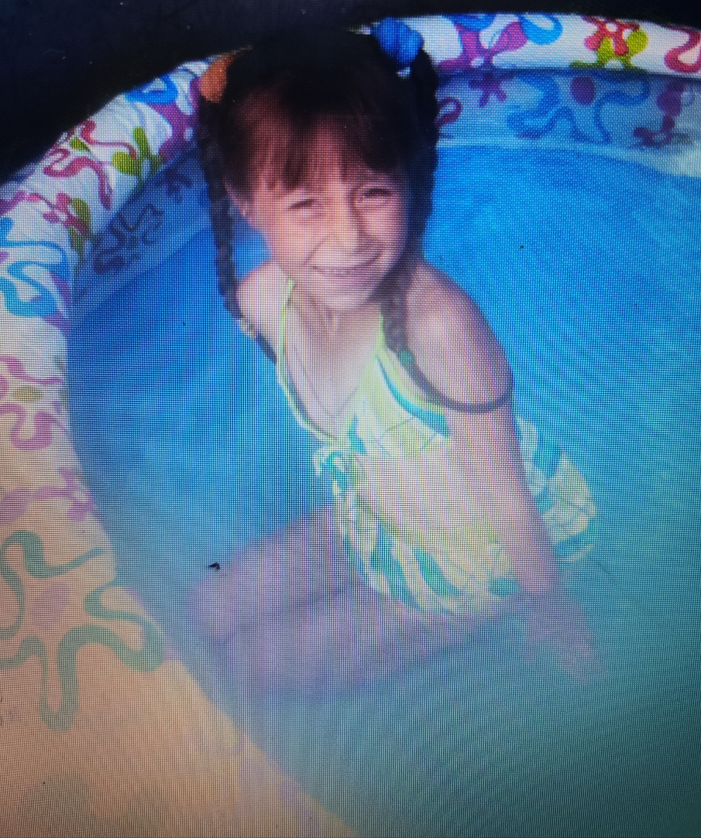 Когда-то Яне было 8 лет😍. 