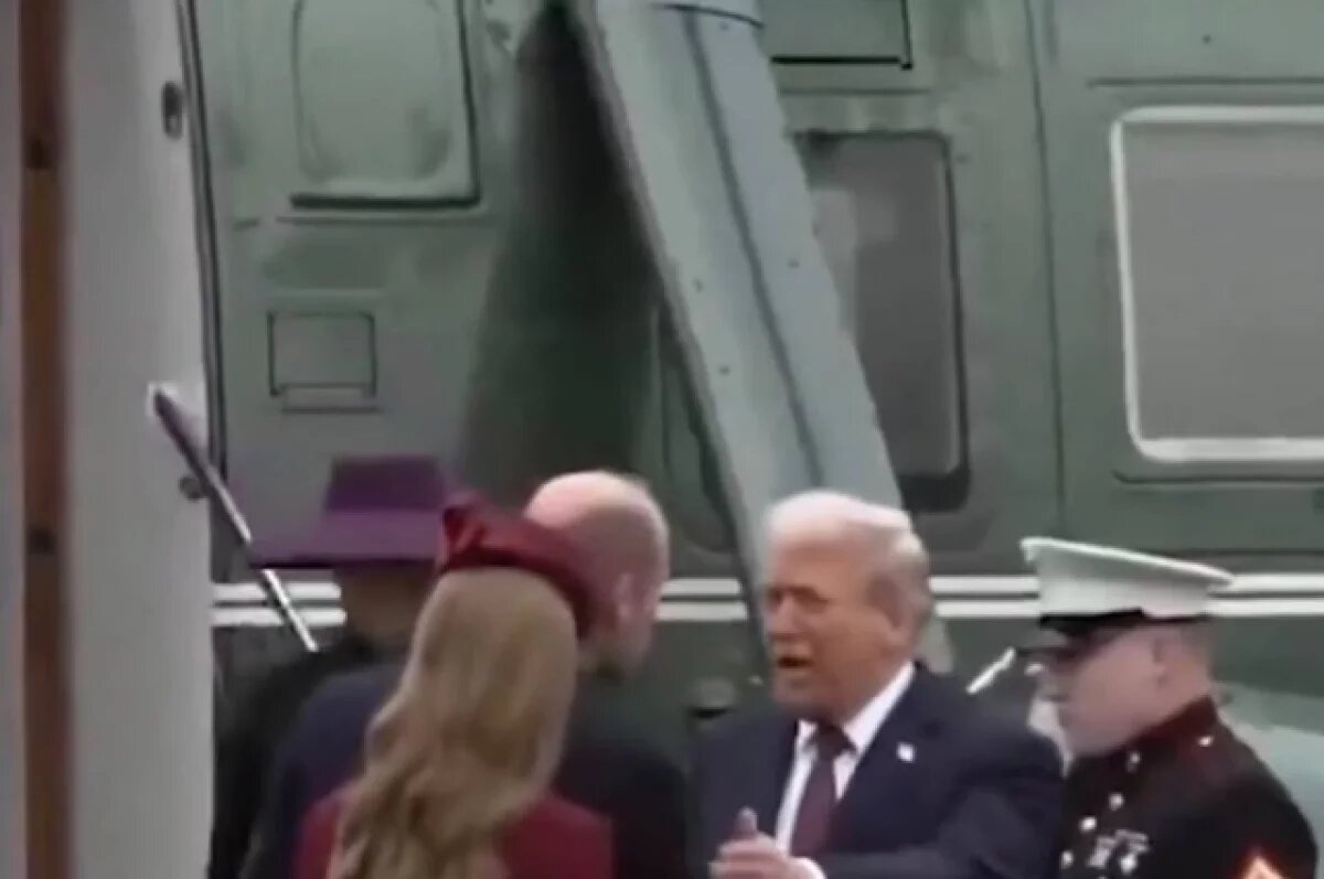    Эксперт Воеводин назвал «мужским» удар Трампа по плечу принца Уильяма