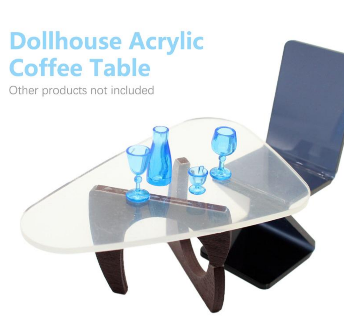 Кофейный столик с AliExpress. Стул и посуда изображены для иллюстрации.