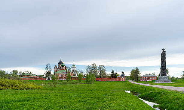 Этот монастырь находится на Бородинское поле, тот самом, где сражались наши войска с Наполеоном!