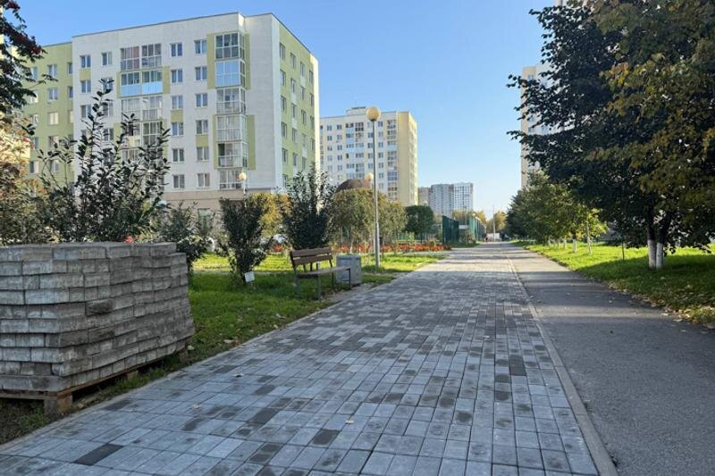    Пресс-служба ГК «КОРТРОС» / Обновленные пешеходные дорожки в Академическом районе