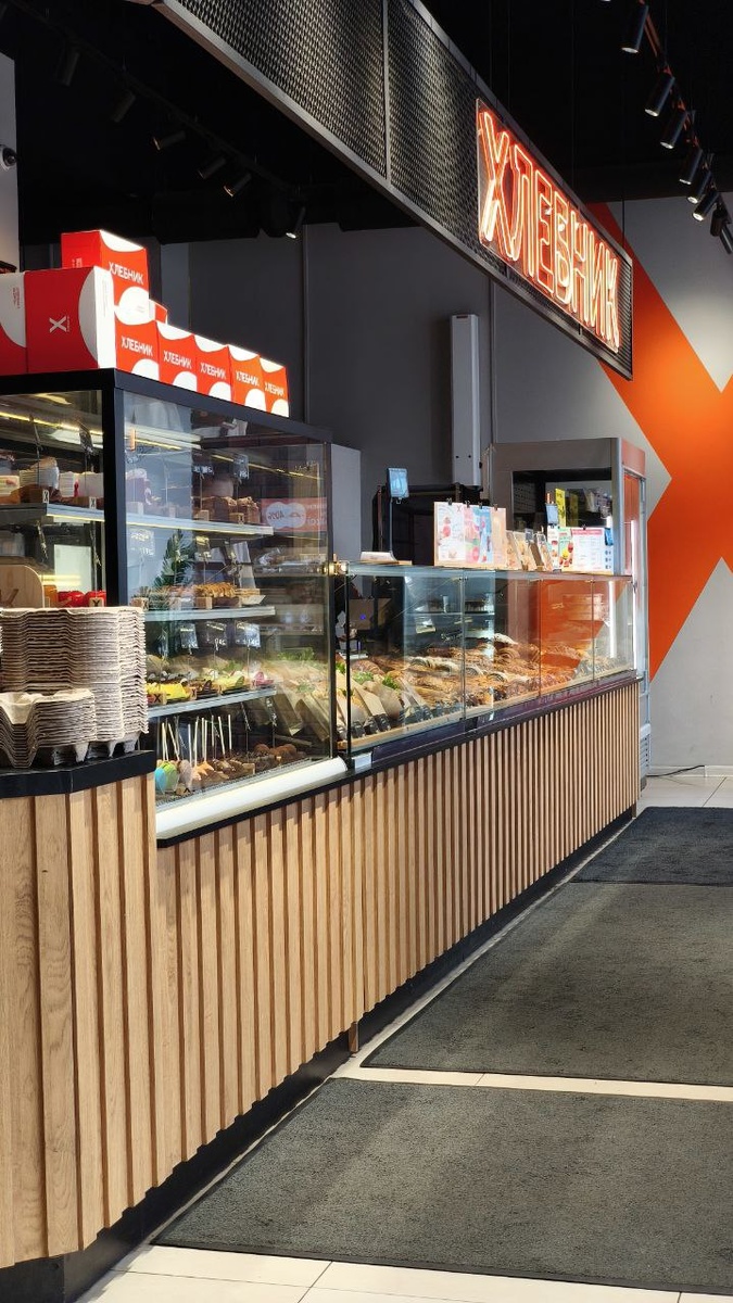 Моя пекарня рядом с домом - Питер, поребрик и коты