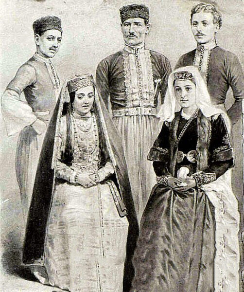 
Горные и южнобережные крымские татары
Источник: en.wikipedia.org