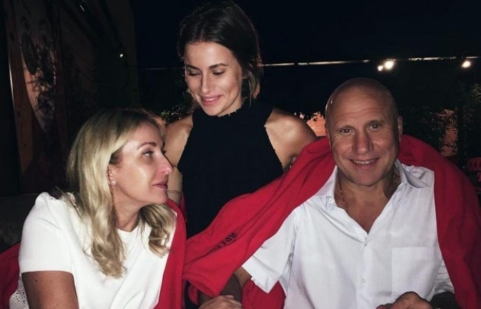 Тата Мамиашвили с родителями.
