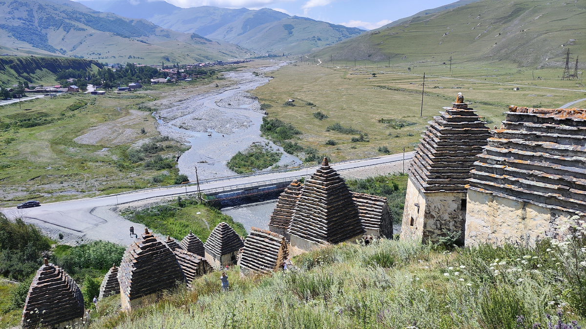 Даргавский Некрополь