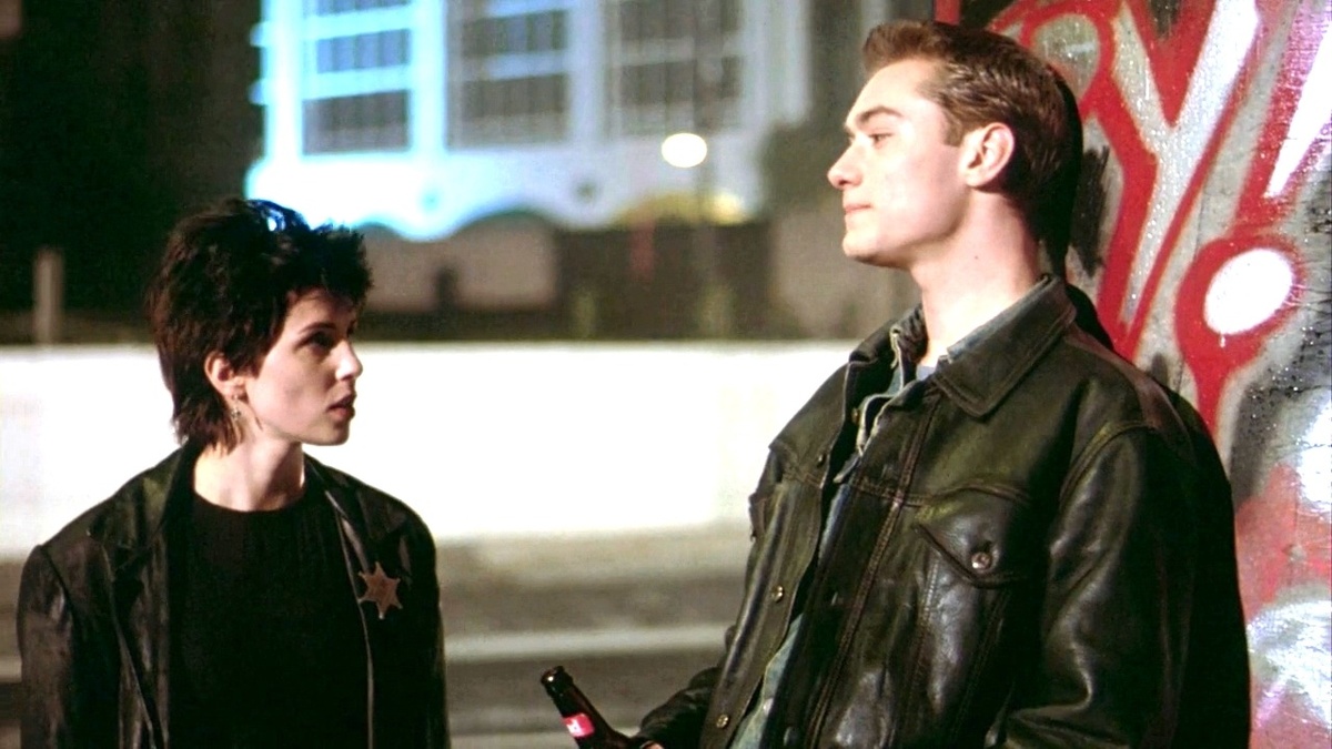 Кадр из фильма «Шоппинг» (1994)