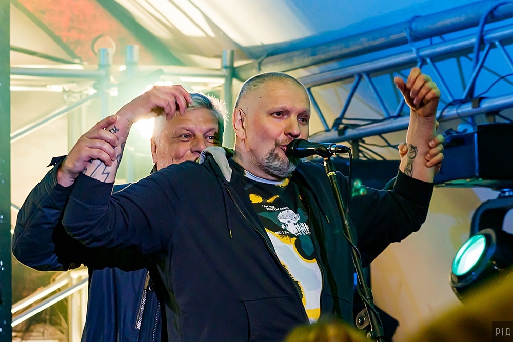 Концерт Тайм Аута в июне 2023 года (А. Родин и А. Минаев). Фото Петра Данилова (официальное сообщество Тайм Аута Вконтакте).