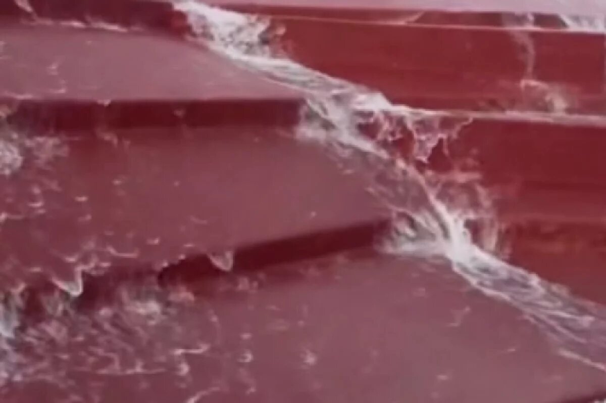    Вандалы повредили «Амфитеатр воды» в парке Галицкого