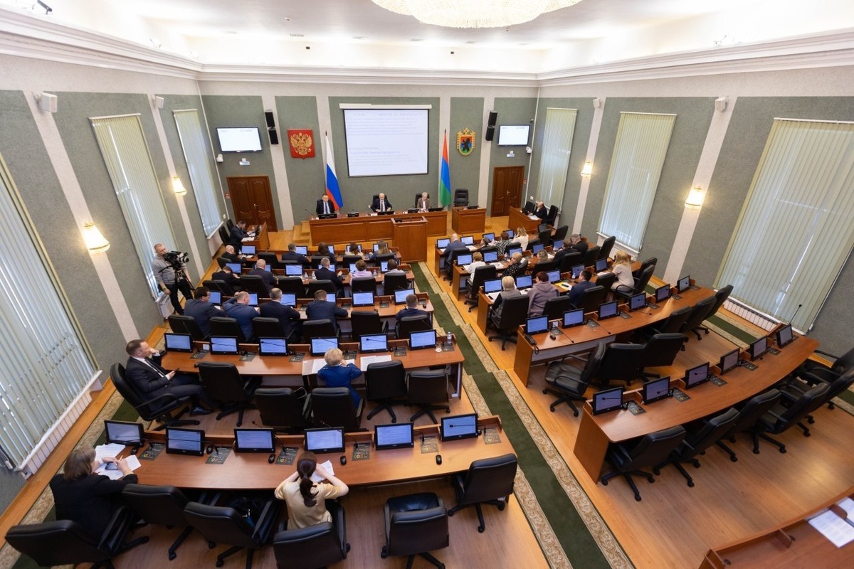    Заседание Законодательного Собрания РК. Фото: пресс-служба ЗС РК