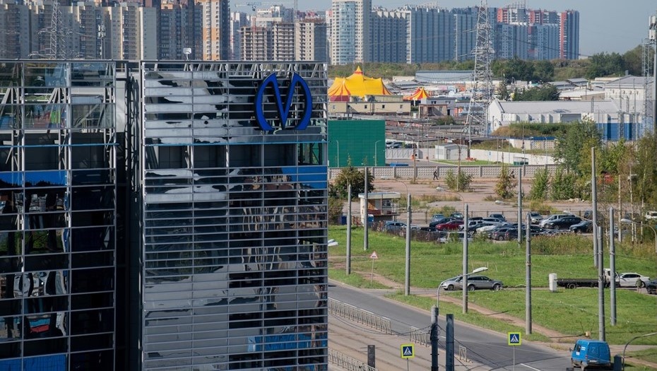    Строительство надземного вестибюля станции метро "Юго-Западная". Автор фото: Ермохин Сергей