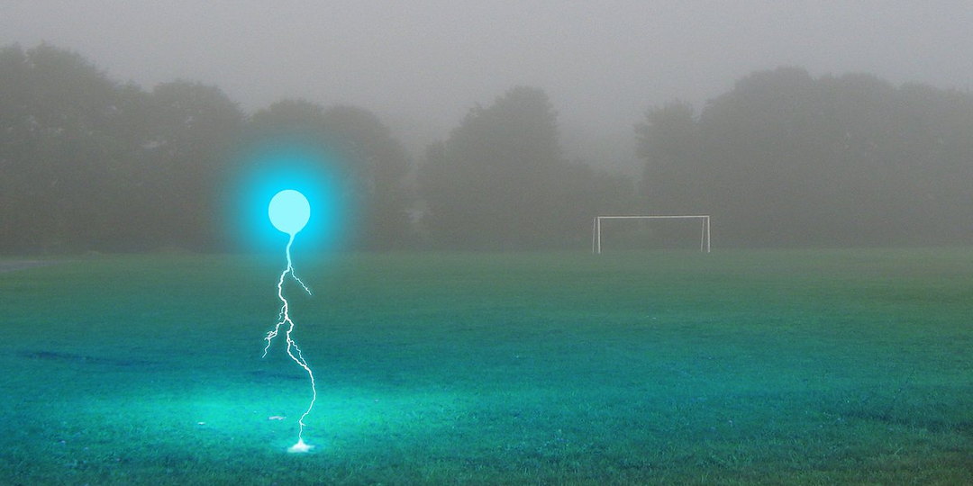 Загадка летающих «шаровых молний»: всё-таки миф или редкое природное явление?