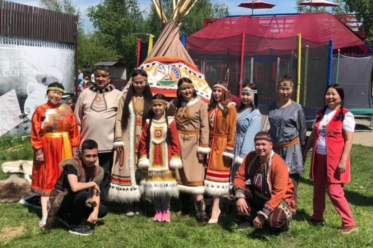    Школьники из Забайкалья победили на олимпиаде эвенкийского языка